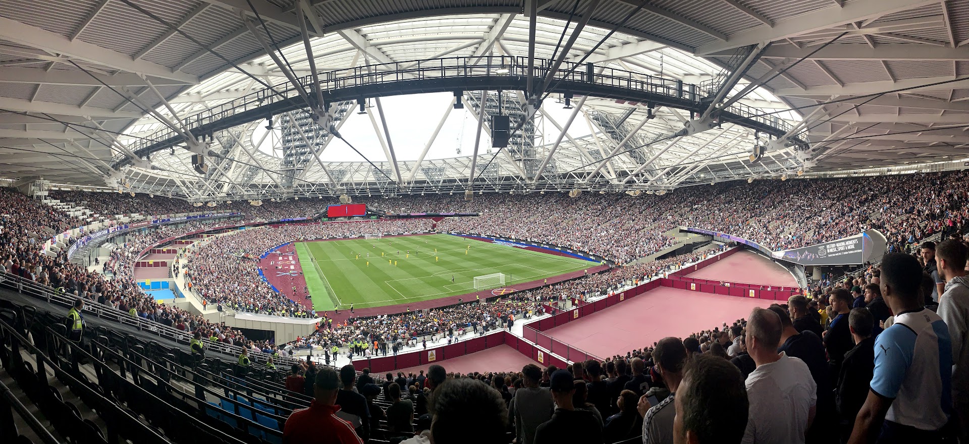 WestHam Stadium KickOff