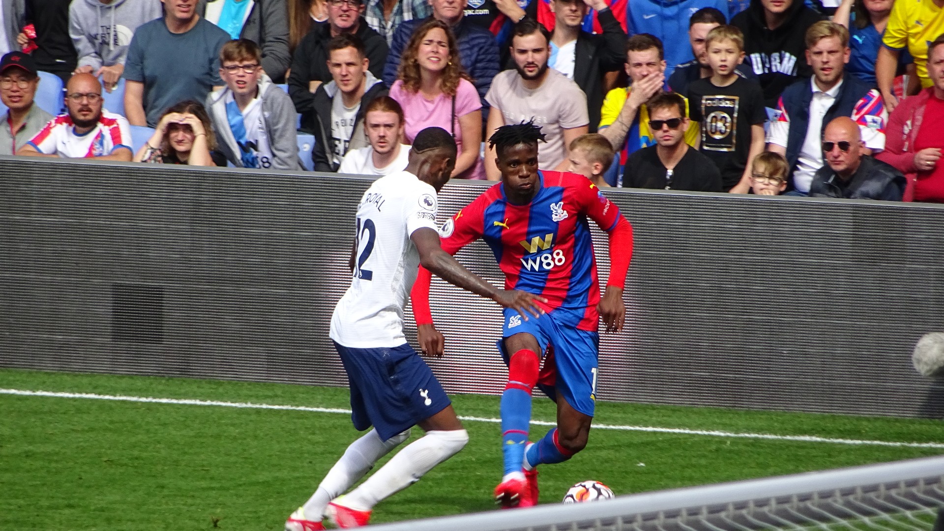 Zaha Run Tottenham